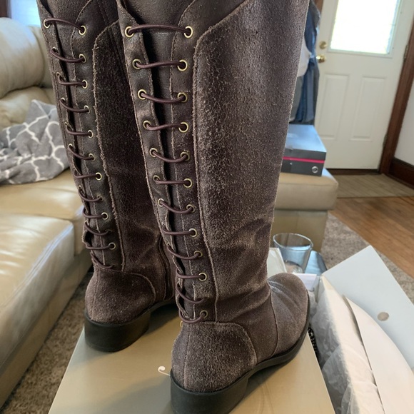 Women’s boots - Picture 3 of 6